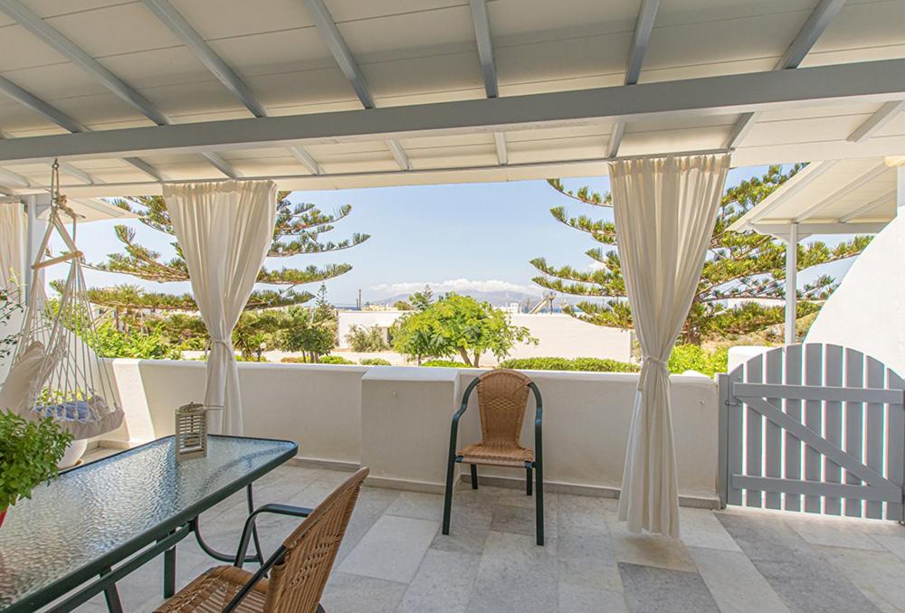 Maroussa Studios Agia Anna  Exterior photo